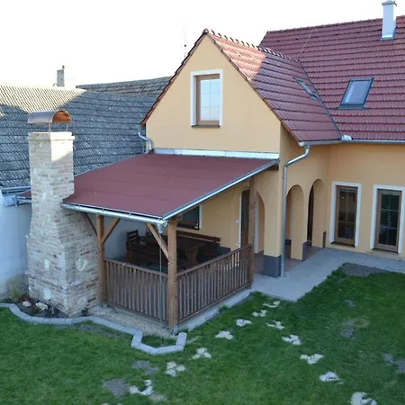 U Jeraba - Komplex B Horni Vestonice Exterior photo